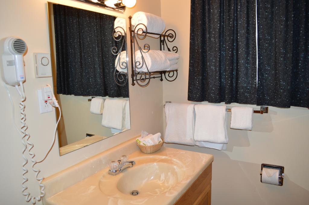 Motel Tyrol Radium Hot Springs Chambre photo