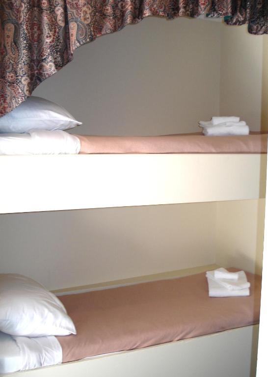 Motel Tyrol Radium Hot Springs Chambre photo
